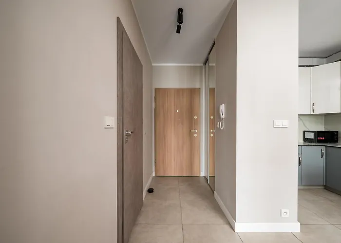 Bialoleka Charming By Bookinghost 바르샤바