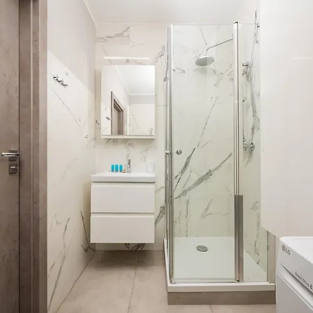 Bialoleka Charming By Bookinghost