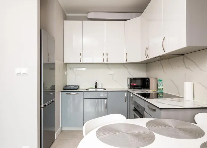 Apartment Bialoleka Charming By Bookinghost