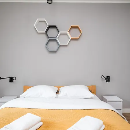 Apartament Bialoleka Charming By Bookinghost